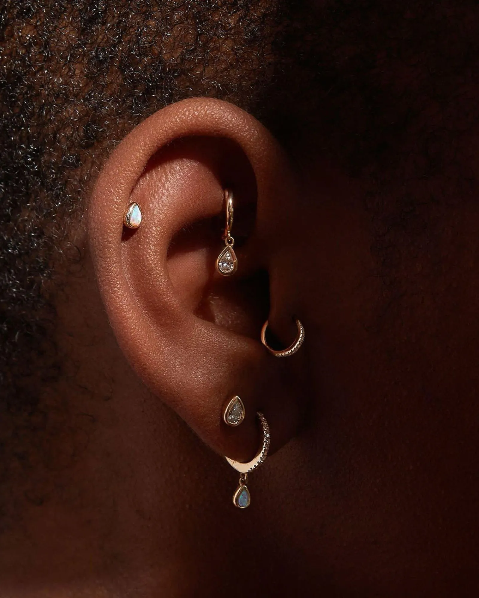 Pamela Love Piercing Jewelry|Raindrop Huggie